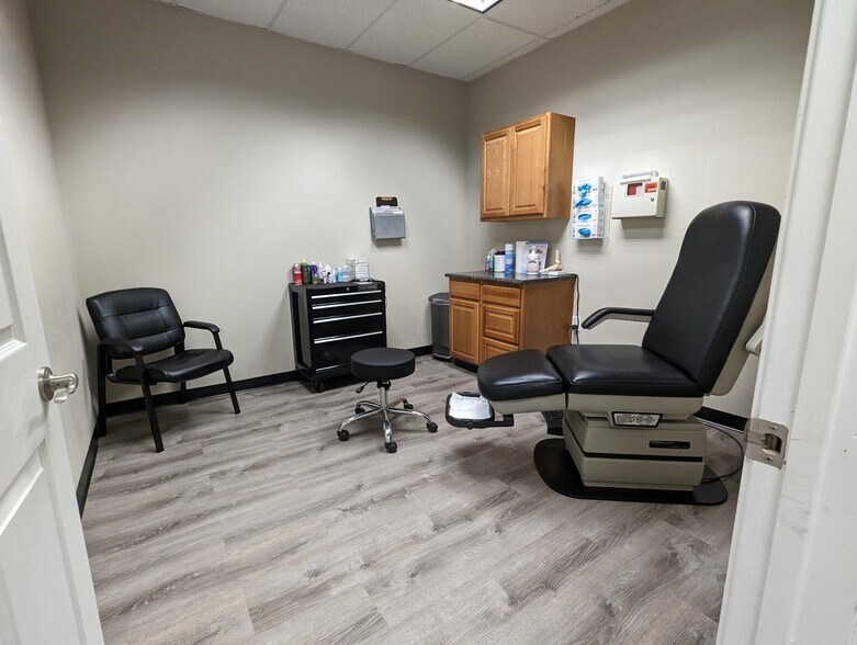 More Photos Of 1608 7th St, Las Vegas Freestanding For Sale