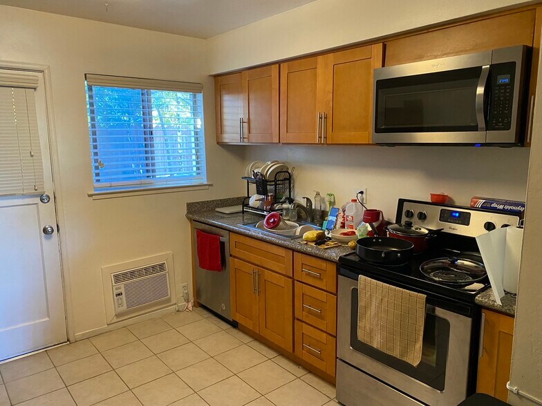 More Photos Of 770 El Camino Ave, Vacaville Multifamily For Sale