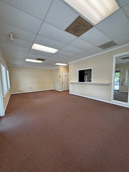 More Photos Of 15250 S US 41/ Tamiami Trl, Fort Myers Unknown For Lease
