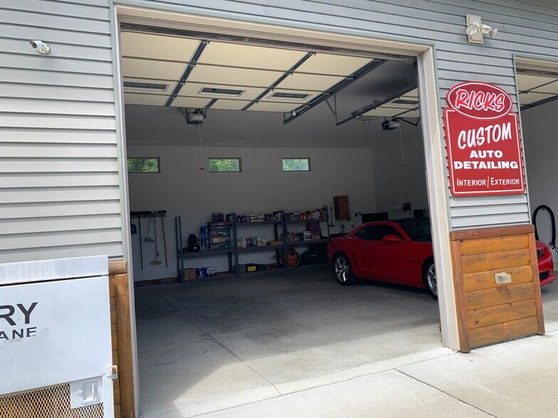 More Photos Of 1208 S US Highway 23, Tawas City Showroom For Sale