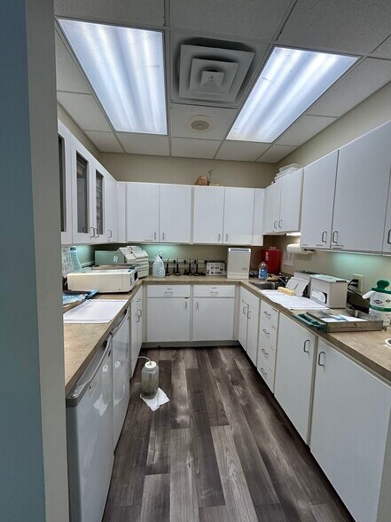 More Photos Of 9113-9119 S Toledo Ave, Tulsa Medical For Sale