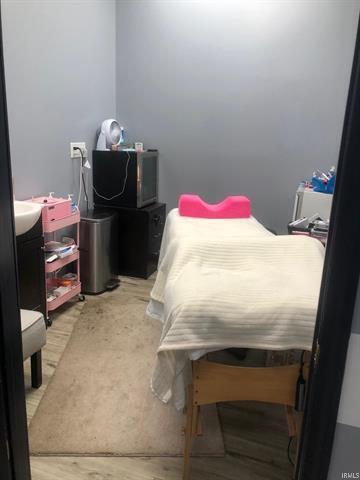 More Photos Of 2312 S Rogers St, Bloomington Freestanding For Sale