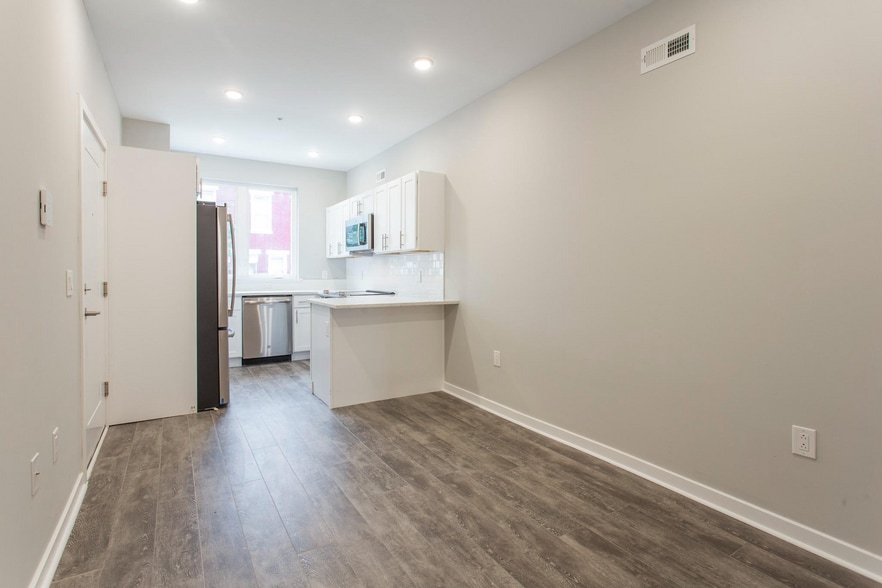 More Photos Of 2010 N 8th St, Philadelphia Apartments For Sale