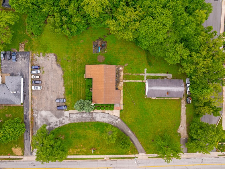 More Photos Of 1424 S 55th St, Kansas City Religious Facility For Sale