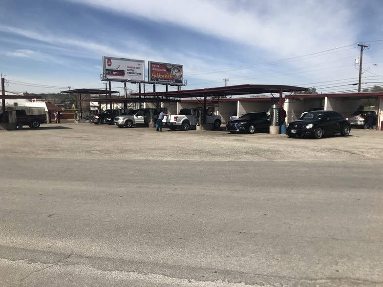 More Photos Of 1733 Bandera Rd, San Antonio Carwash For Sale
