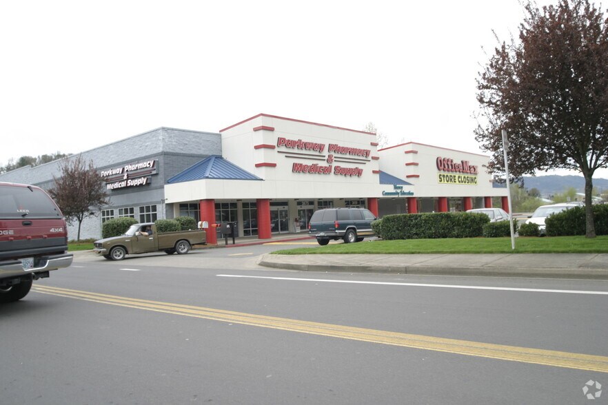 More Photos Of 2475 NW Stewart Pky, Roseburg General Retail For Lease