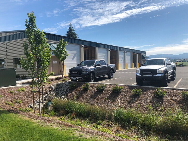 More Photos Of 12421 NE 117th Ave, Vancouver Unknown For Lease