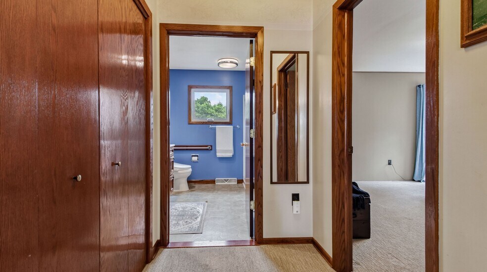 More Photos Of N8481 Kleba Rd, Hixton Flex For Sale