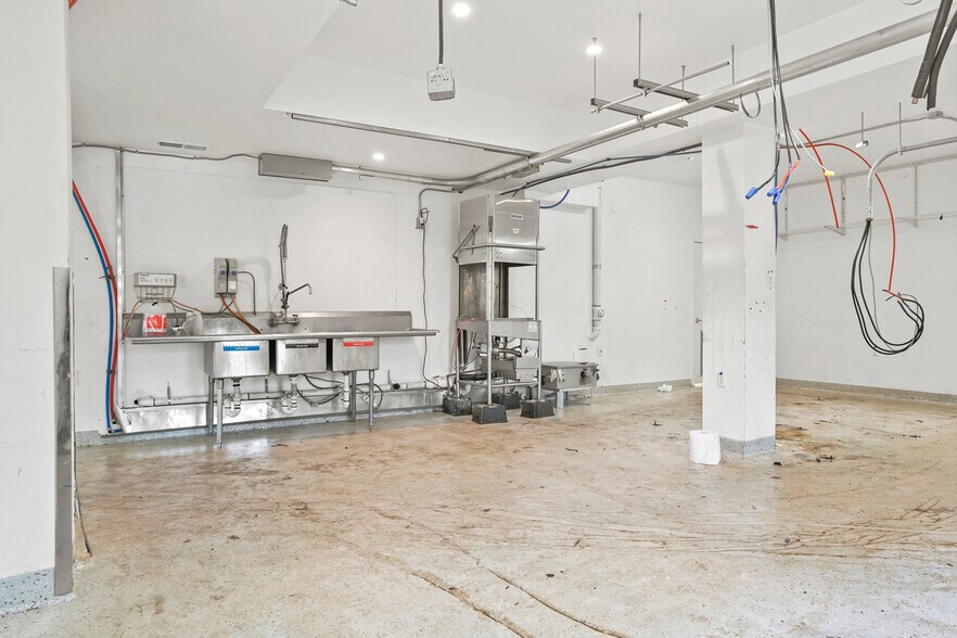 More Photos Of 78 Beaver Brook Canyon Rd, Evergreen Light Manufacturing For Lease