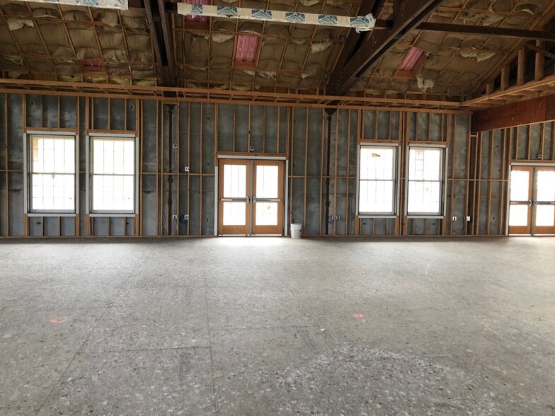 More Photos Of 1207 Flohrs Church Rd, Biglerville Hospitality For Sale