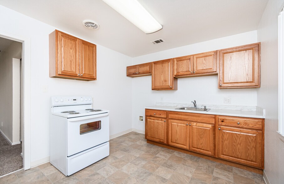 More Photos Of , West Sacramento Multifamily For Sale