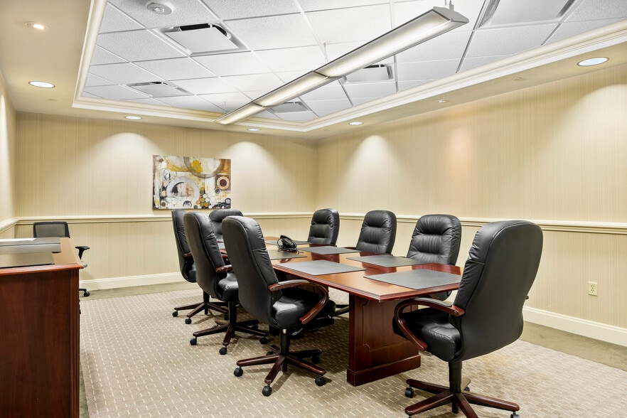 More Photos Of 80 State St, Albany Office For Lease
