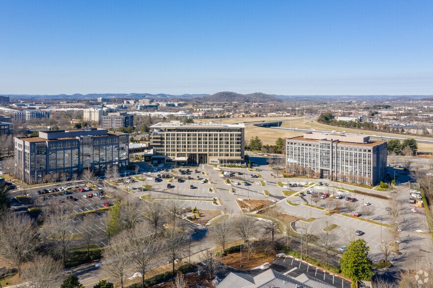 Primary Photo Of 2555 Meridian Blvd, Franklin Office For Lease