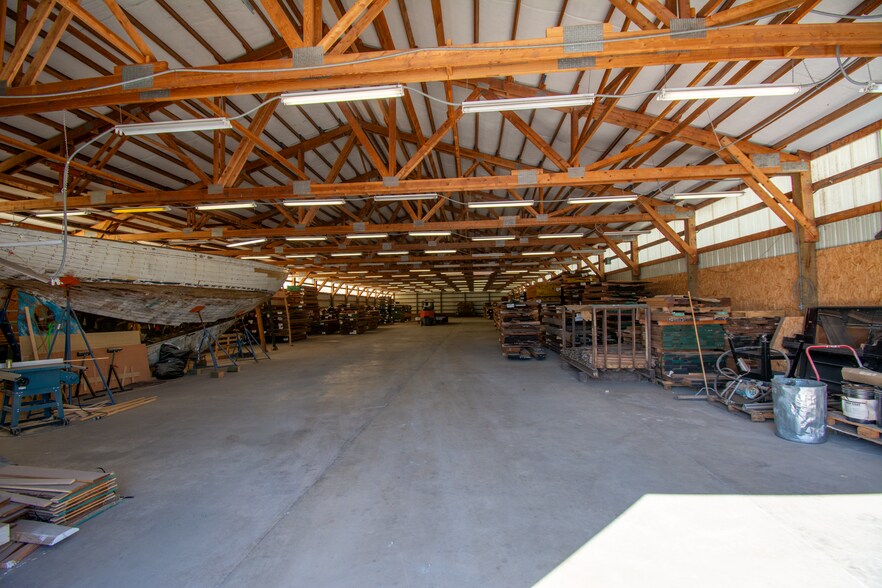 More Photos Of 33809 State Route 2, Sultan Warehouse For Lease