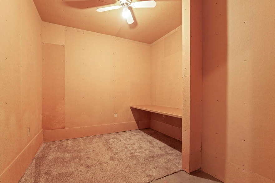 More Photos Of , Spokane General Retail For Sale
