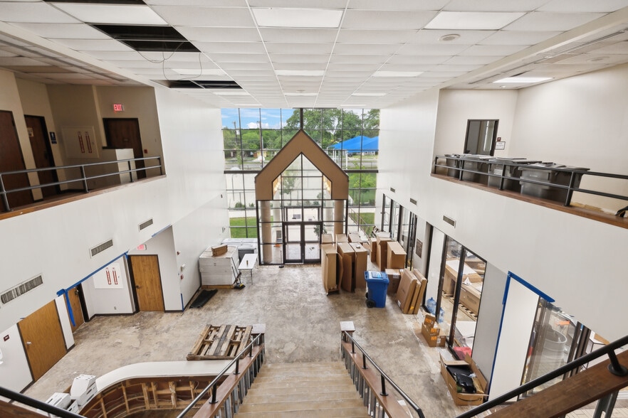 More Photos Of 1826 Basse Rd, San Antonio Schools For Sale