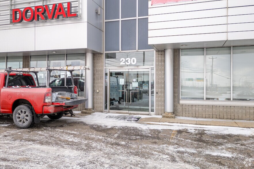 More Photos Of 230 Av Michel-Jasmin, Dorval Auto Dealership For Lease