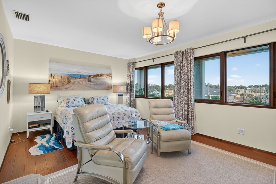 More Photos Of 5657 Shore S blvd, Gulfport Specialty For Sale