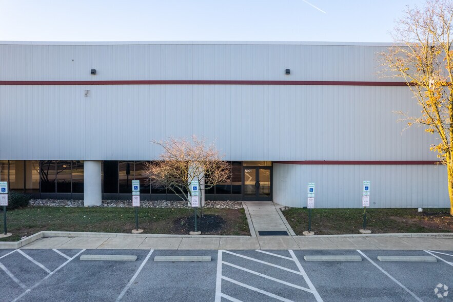More Photos Of 2001 Gehman Rd, Harleysville Manufacturing For Lease