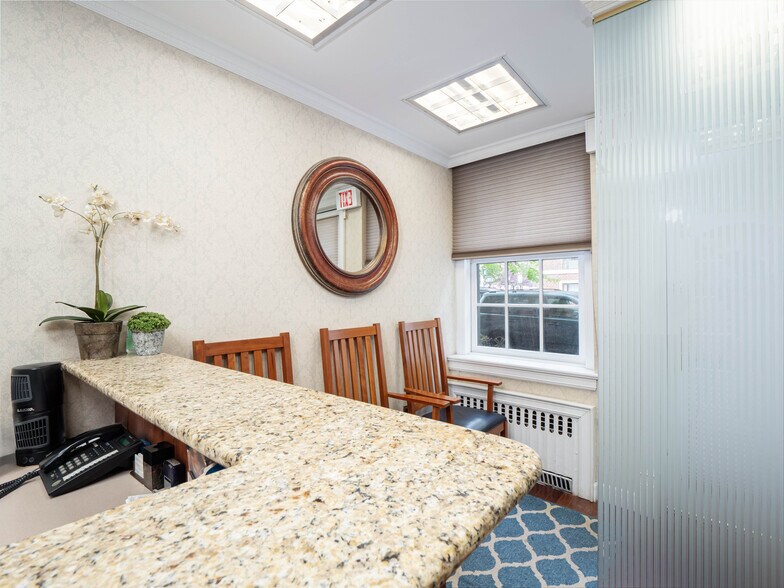 More Photos Of 1035 Park Ave, New York Apartments For Sale