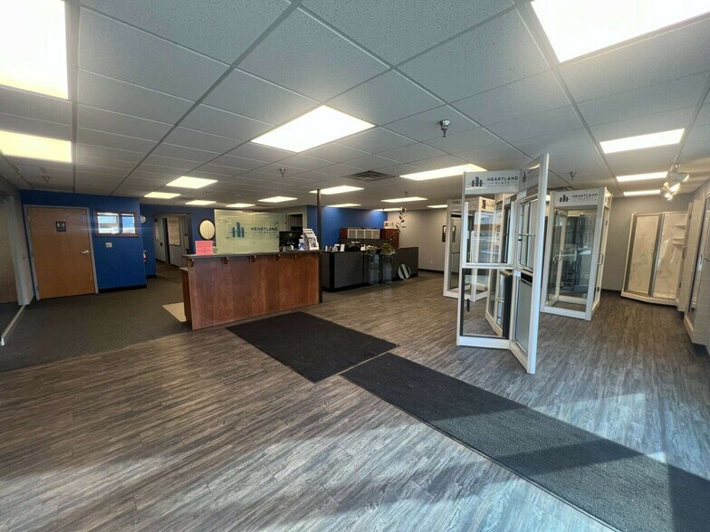 More Photos Of 401 Sundial Dr, Waite Park Warehouse For Sale