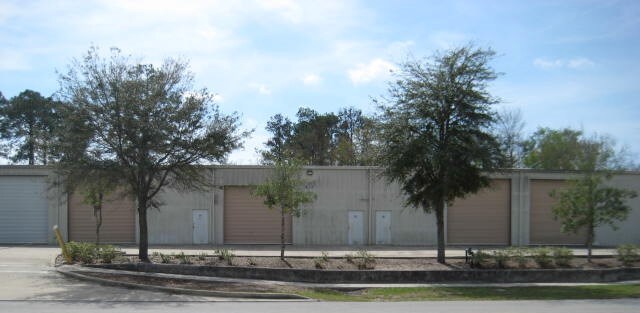 Primary Photo Of 10600 Theresa Dr, Jacksonville Industrial For Lease