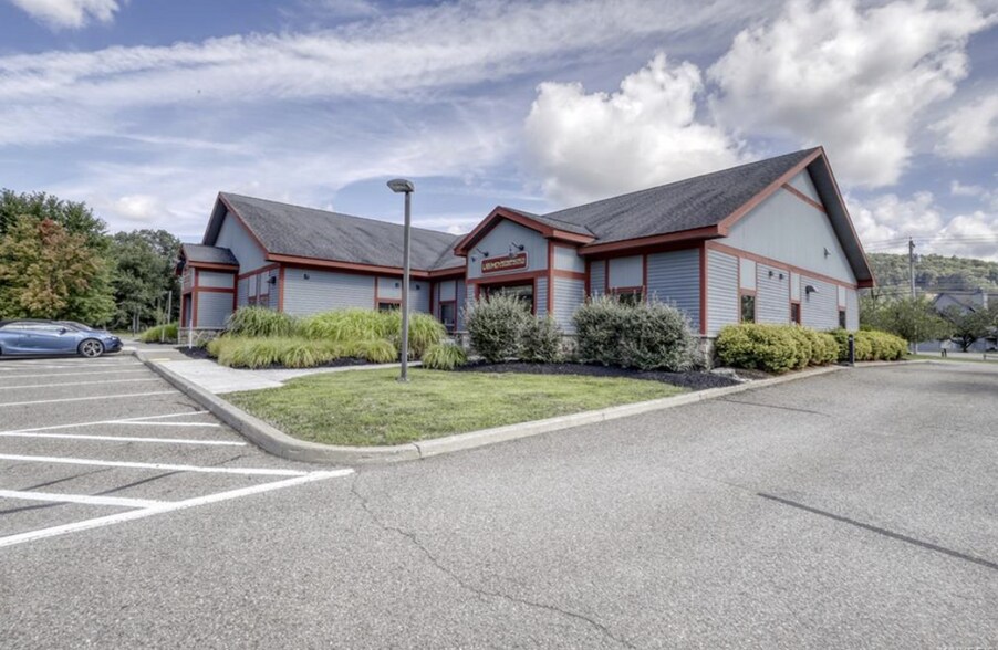 More Photos Of 6133 US Rte 219, Ellicottville Medical For Lease