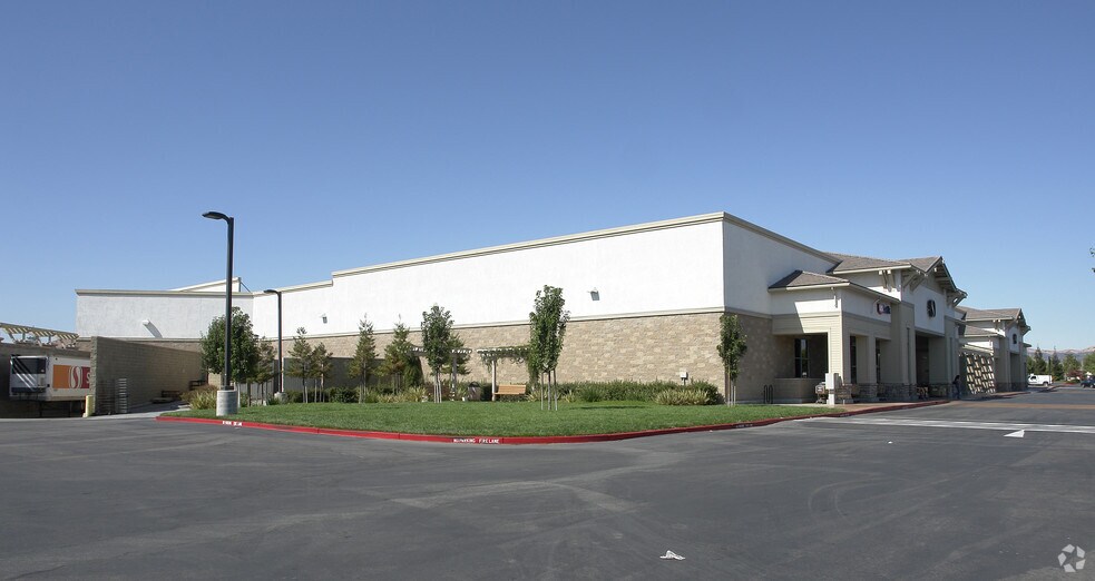 More Photos Of 3110-3120 Balfour Rd, Brentwood Storefront For Lease