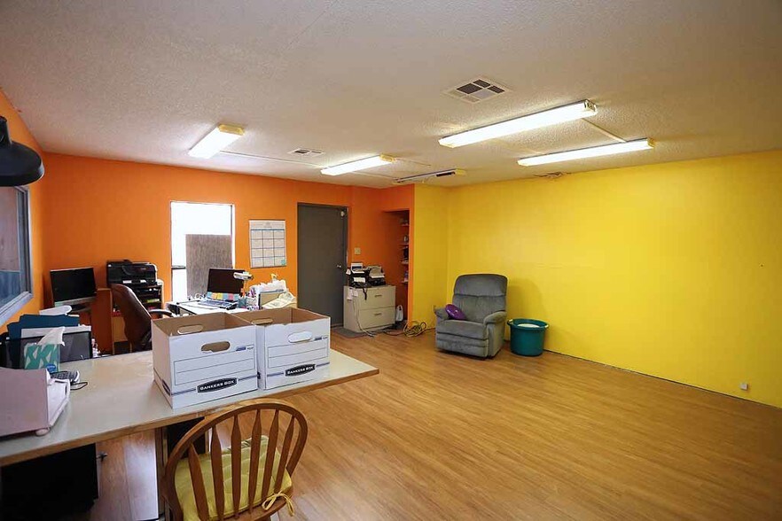 More Photos Of 4023 W Oquendo Rd, Las Vegas Warehouse For Sale