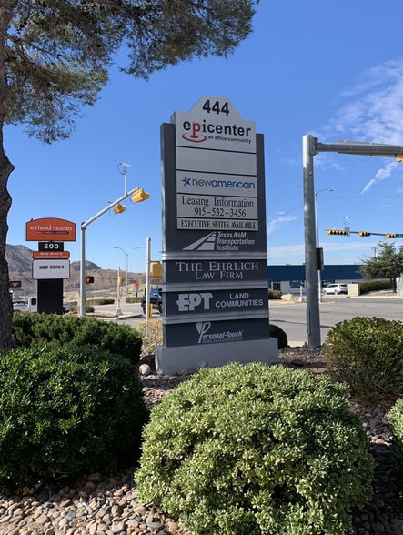 More Photos Of 444 Executive Center Blvd, El Paso Office For Lease