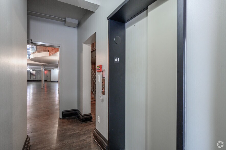 More Photos Of 907 Houston St, Fort Worth Loft Creative Space For Sale