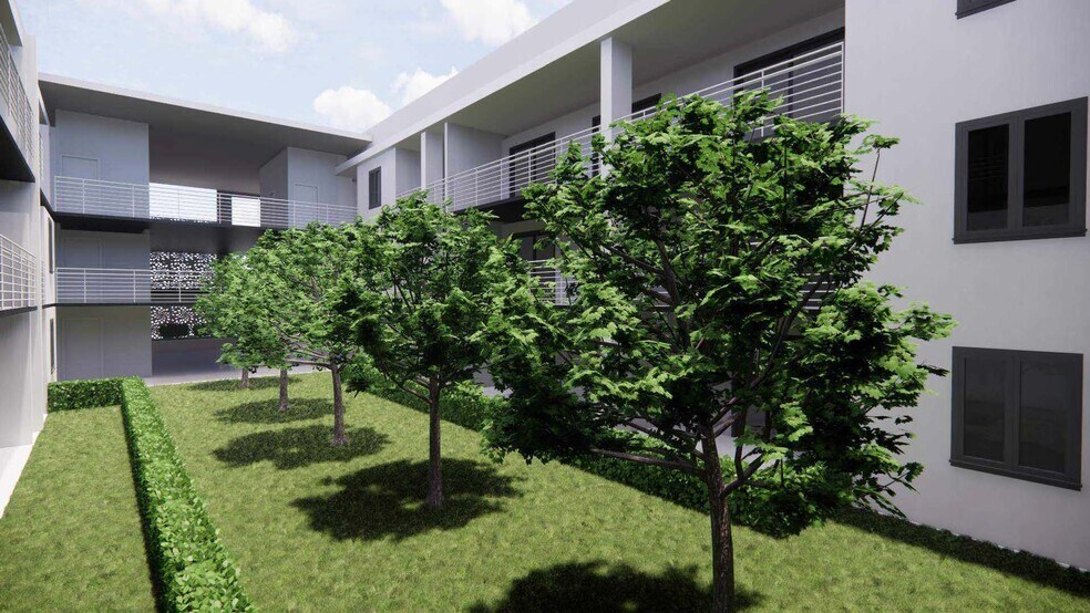 More Photos Of 2621-2631 Polk St, Hollywood Land For Sale