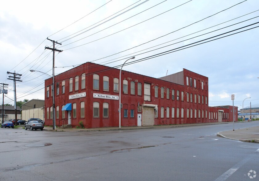 Primary Photo Of 222 Chicago St, Buffalo Manufacturing For Lease
