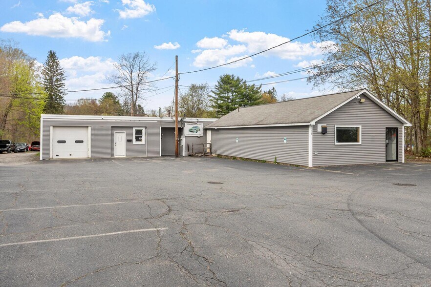 More Photos Of 181 Main St. Unit B St, Orange General Retail For Lease