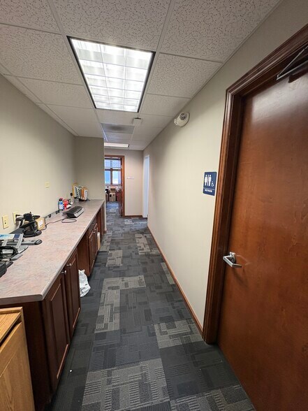 More Photos Of 4257 Southtowne Dr, Eau Claire Office For Lease