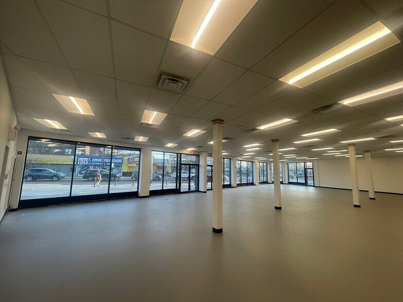 More Photos Of 2975 Avenue U, Brooklyn Storefront For Sale