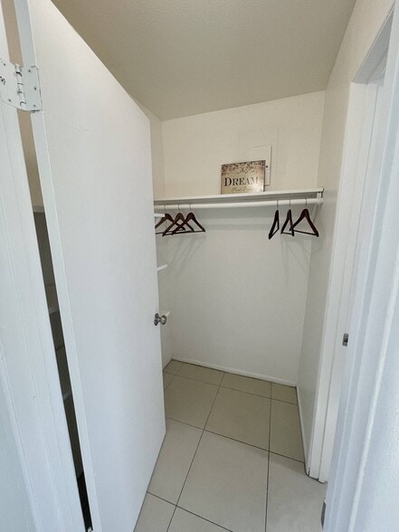 More Photos Of 1412 N 35th St, Phoenix Apartments For Sale