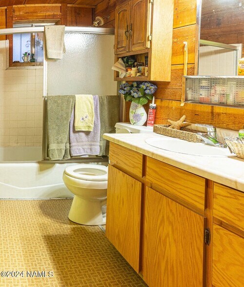 More Photos Of 770 Forest Service 461 rd, Fredonia Sports And Entertainment For Sale