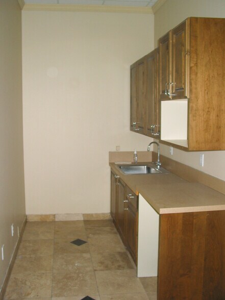 More Photos Of 72350 Quarry Trl, Thousand Palms Warehouse For Sale