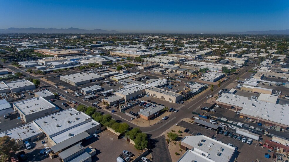 More Photos Of 11200 N 21st Ave, 2101 & 2115 W Shangri La Rd, Phoenix Unknown For Lease