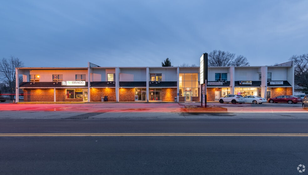 More Photos Of 853 Main St, Tewksbury General Retail For Lease