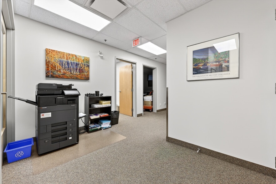 More Photos Of 5700 1st St SW, Calgary Warehouse For Sale