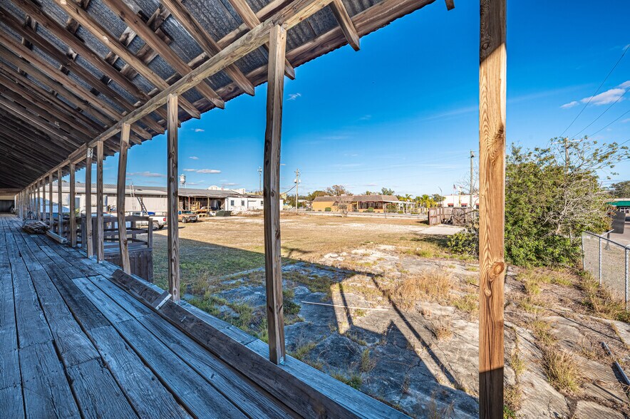 More Photos Of 160 W Haines Blvd, Lake Alfred Self Storage For Sale