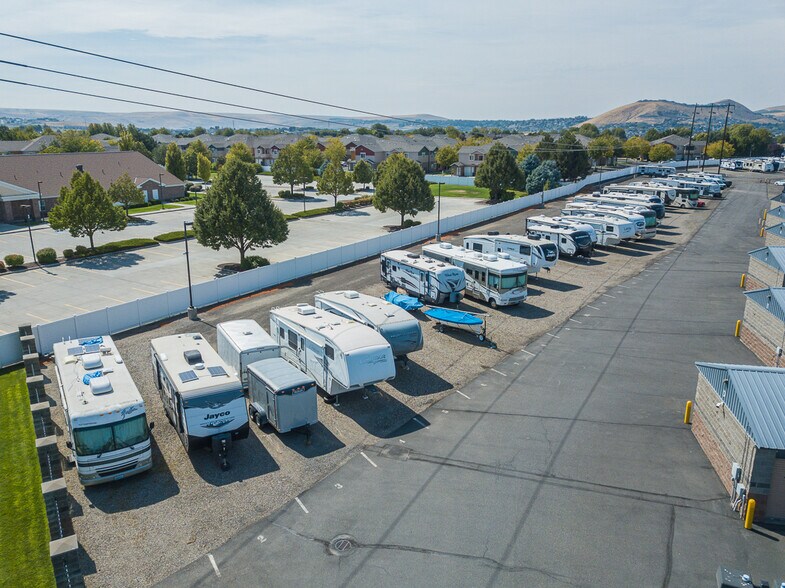 More Photos Of 8016 W 4th Ave, Kennewick Self Storage For Lease