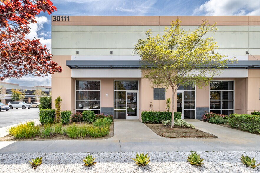 More Photos Of 30111 Technology Dr, Murrieta Unknown For Lease