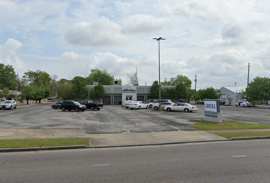 Primary Photo Of 416 18th Ave, Meridian Medical For Sale