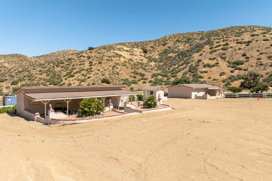 More Photos Of 5801 Hacienda Ranch Rd, Palmdale Specialty For Sale