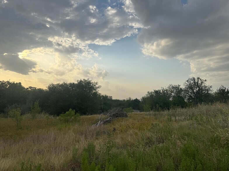 More Photos Of 10200 Shively, Austin Land For Sale