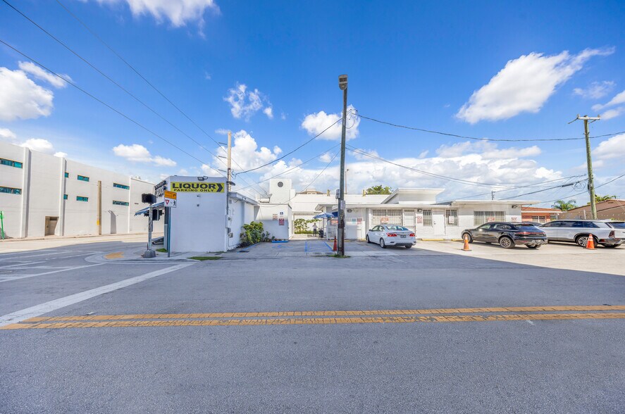 More Photos Of 2597 SW 37th Ave, Miami Storefront Retail Residential For Sale