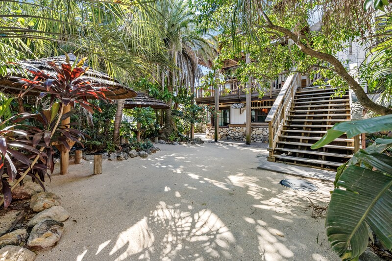 More Photos Of 5390 US 1, Grant-Valkaria Lodge Meeting Hall For Sale